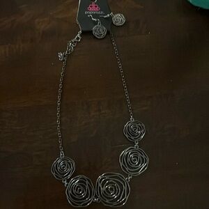 NWT Necklace and Earrings Set
